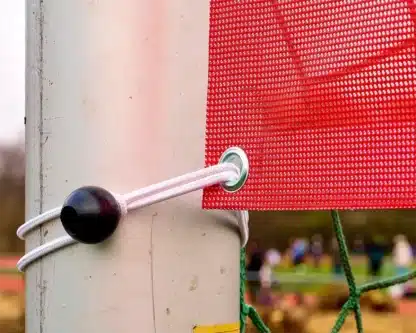 fairgoal torverkleinerung einfarbig rot detail befestigung jugendtor 1200x960 lüttje kicker